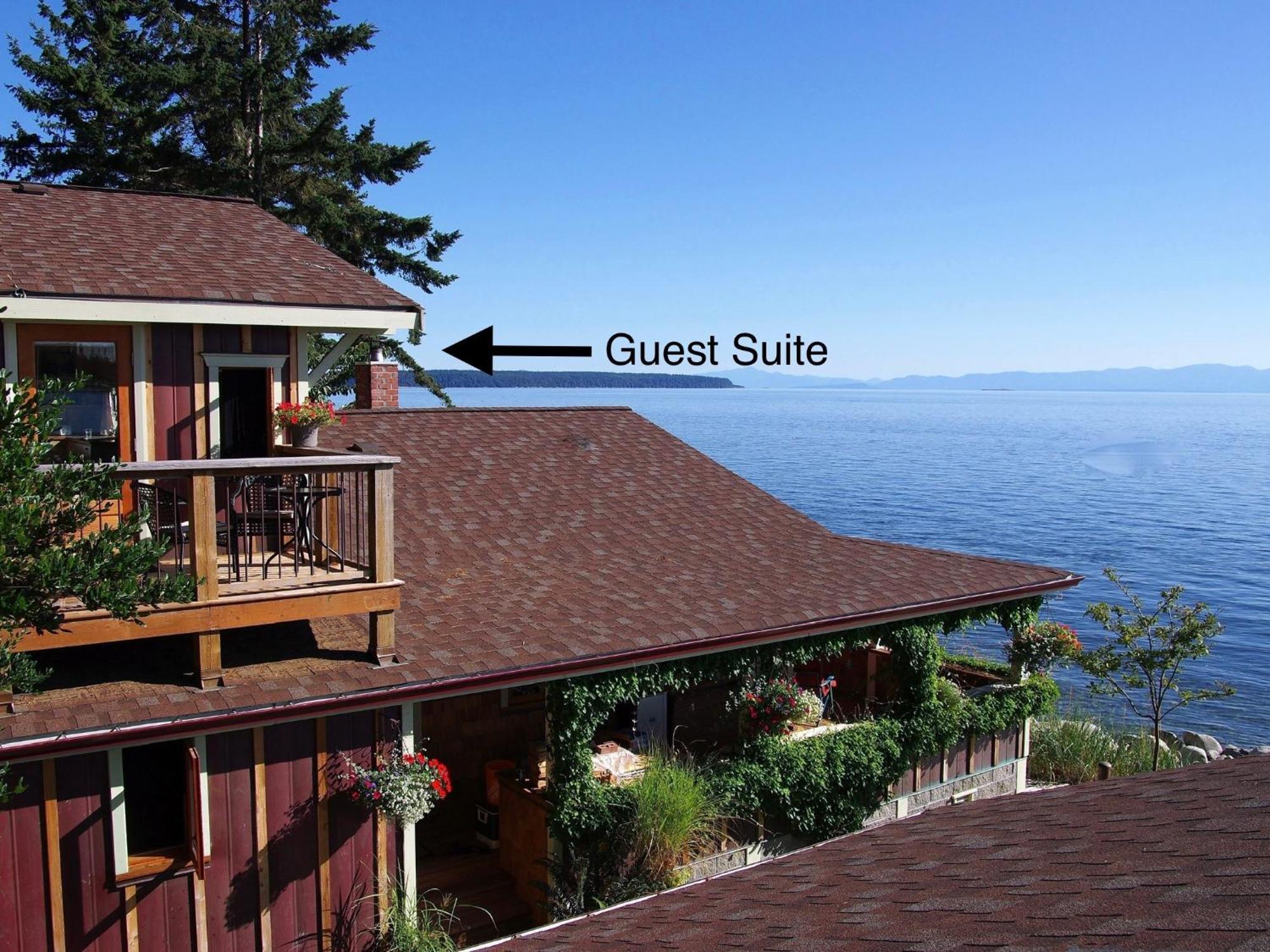Blitz Beach House Oceanside Suite Пауэлл-Ривер Экстерьер фото